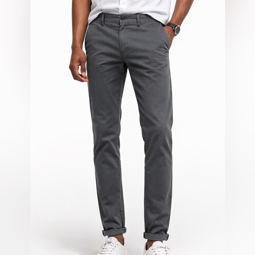 J.crew  men’s chino flex slim pants 38x32